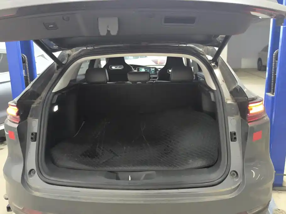 Changan UNI-K 2024 2023 2.0T FWD Joy Style