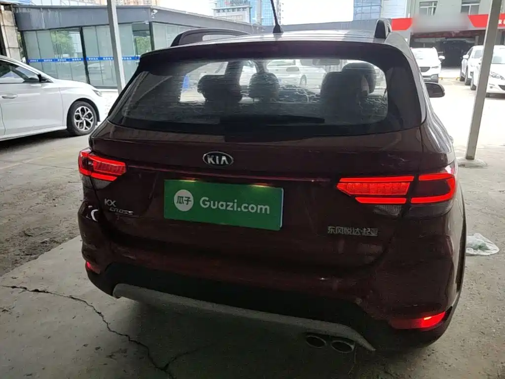 Kia KX CROSS 2018 2017 1.4L AT GLS