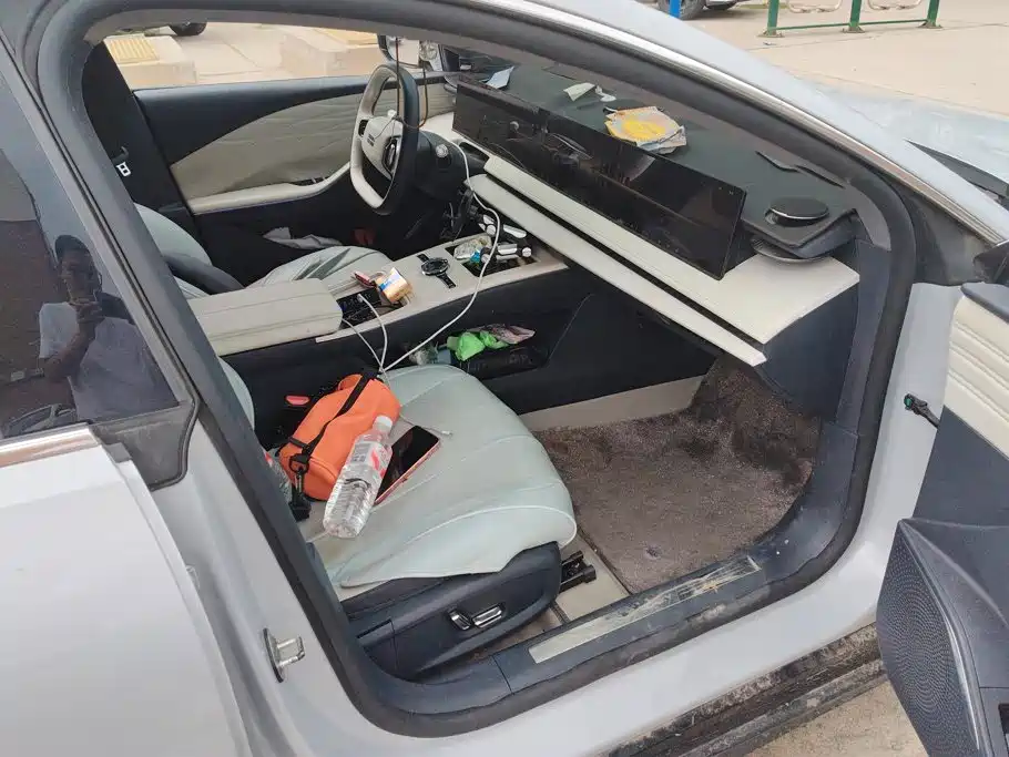 Geely Galaxy Galaxy E8 2024 2024 665km RWD Starship Voyager Edition