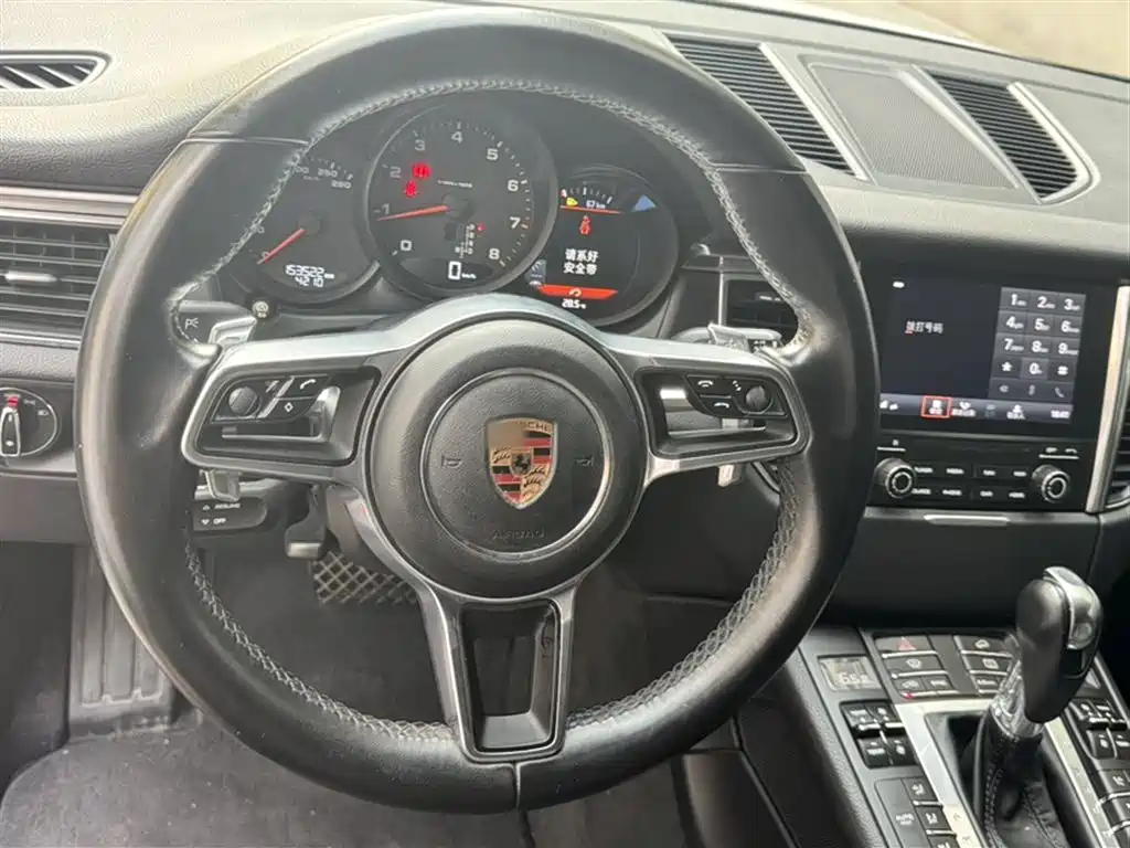 Porsche Macan 2017 Macan 2.0T фото 6