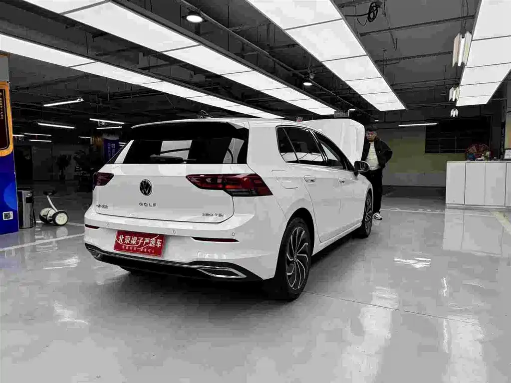 Volkswagen Golf 2021 280TSI DSG Pro фото 11