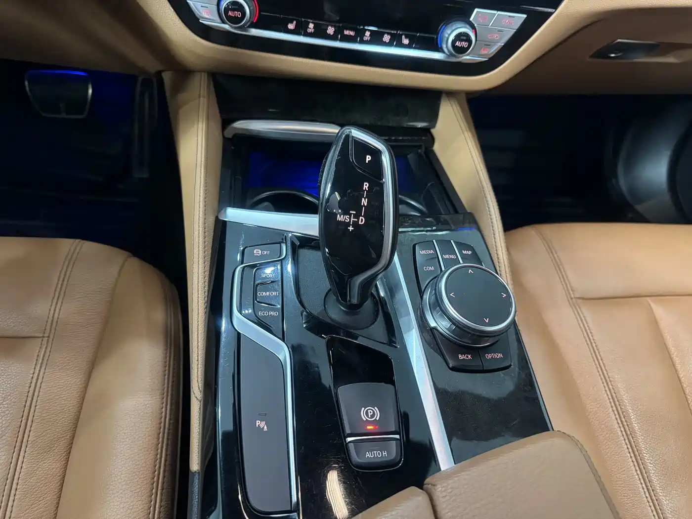 BMW 5 Series 2019 Facelift 530Li Leading M Sport Package фото 8