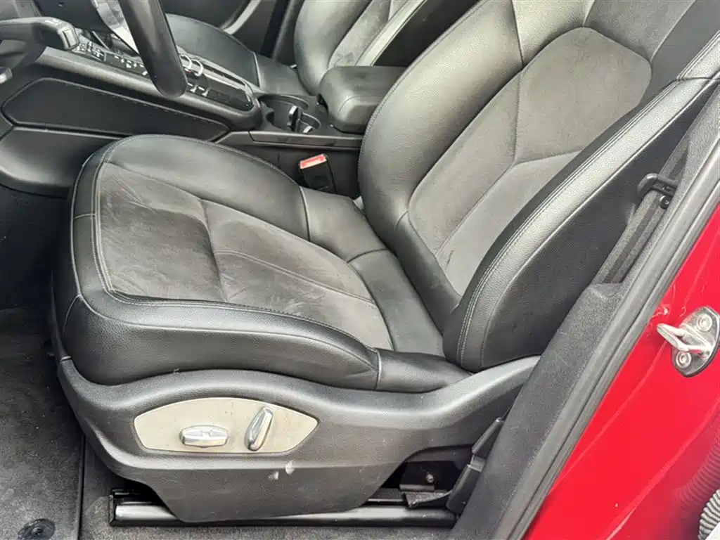 Porsche Macan 2017 Macan 2.0T фото 12