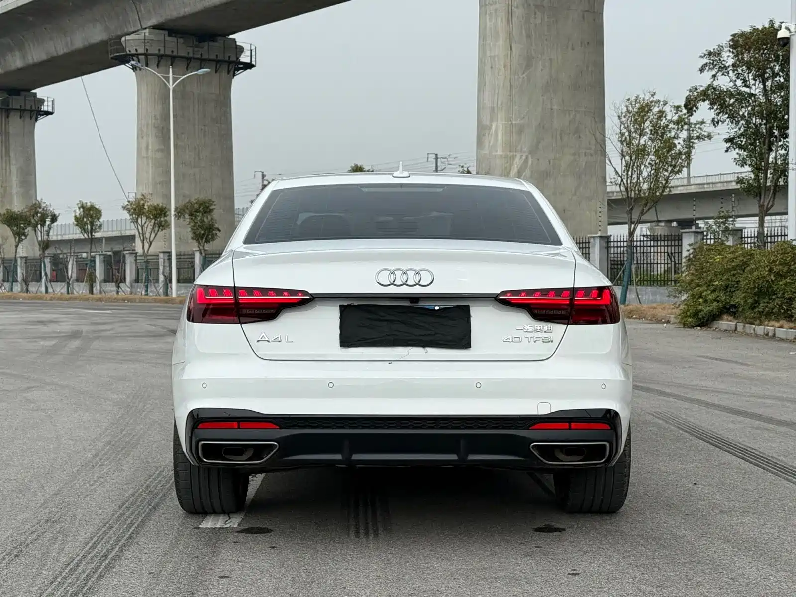 Фото 4 - Audi A4L