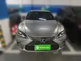 Фото 23 - Lexus ES