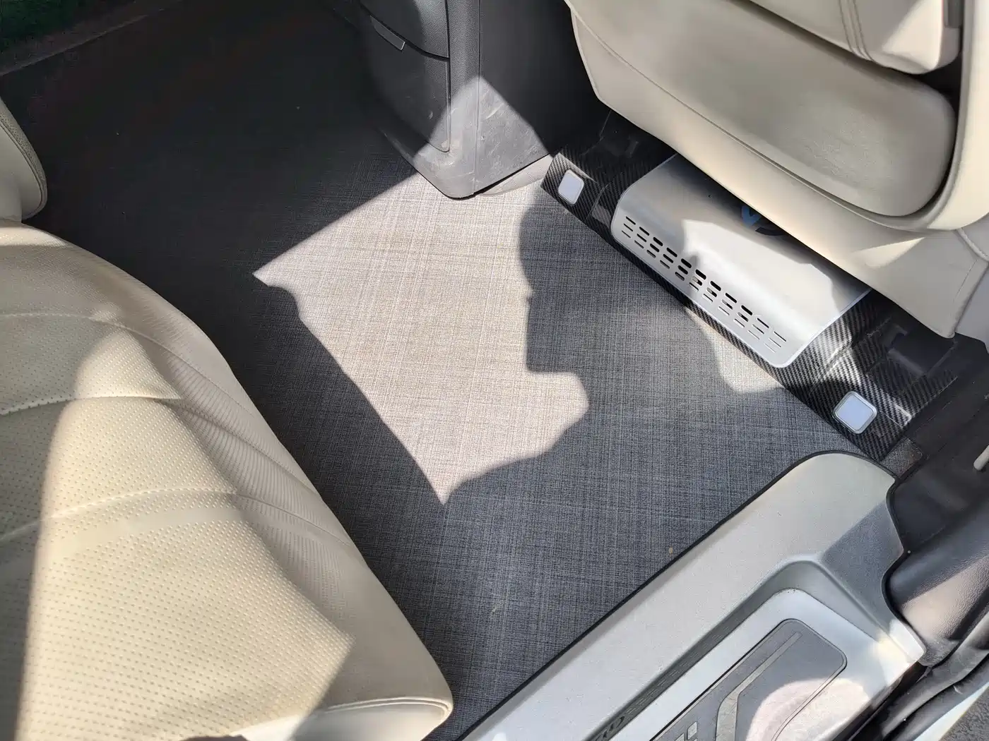 Buick GL8 New Energy 2024 Landglory Luxury Edition 7-Seater фото 9