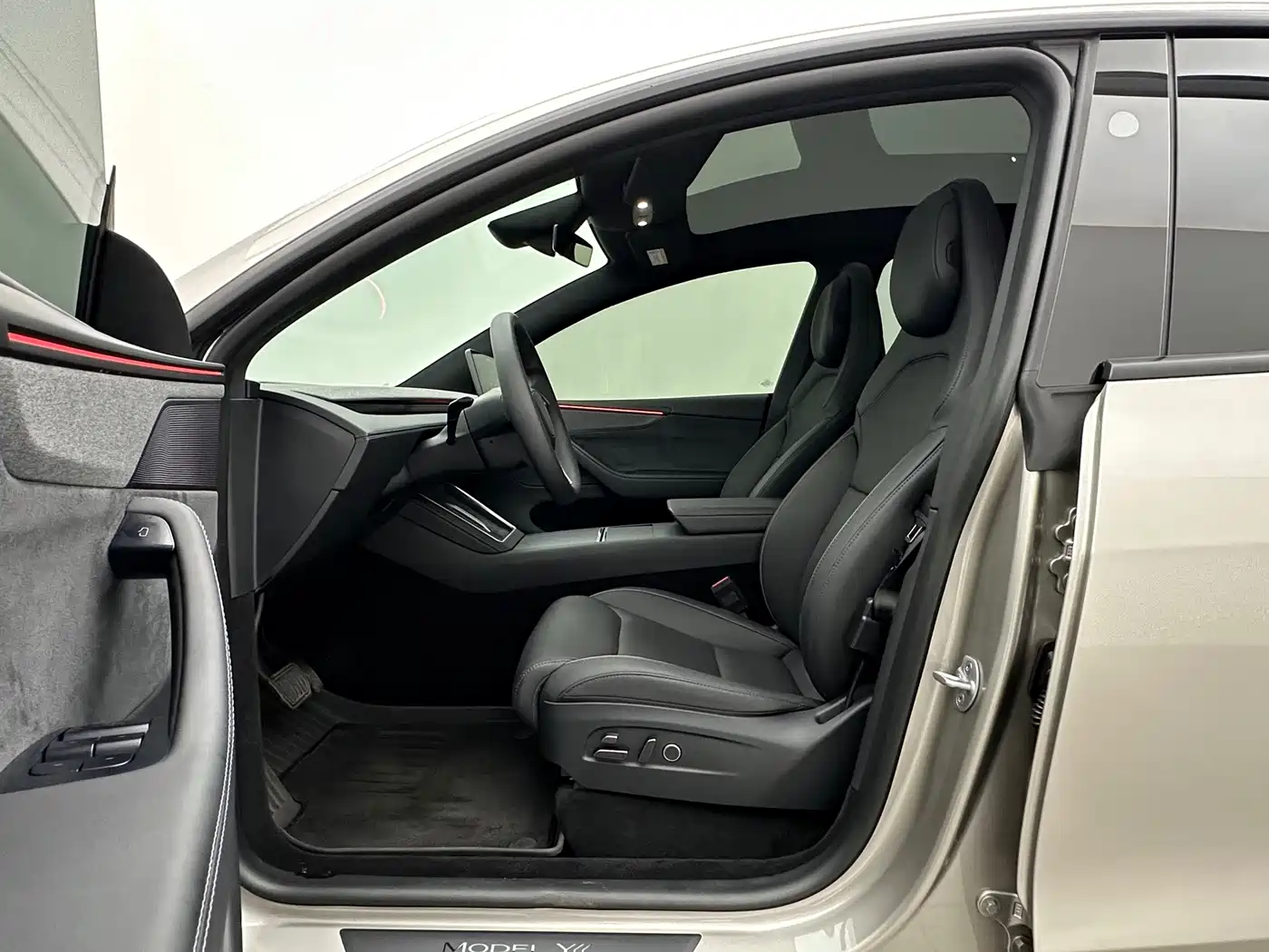 Tesla Model Y L 2025 2025 Facelift Long Range AWD