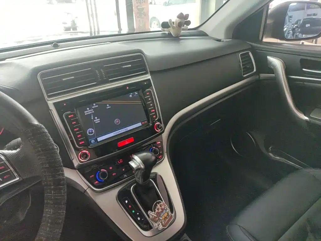 Haval M6 2017 2017 1.5T Automatic 2WD Elite