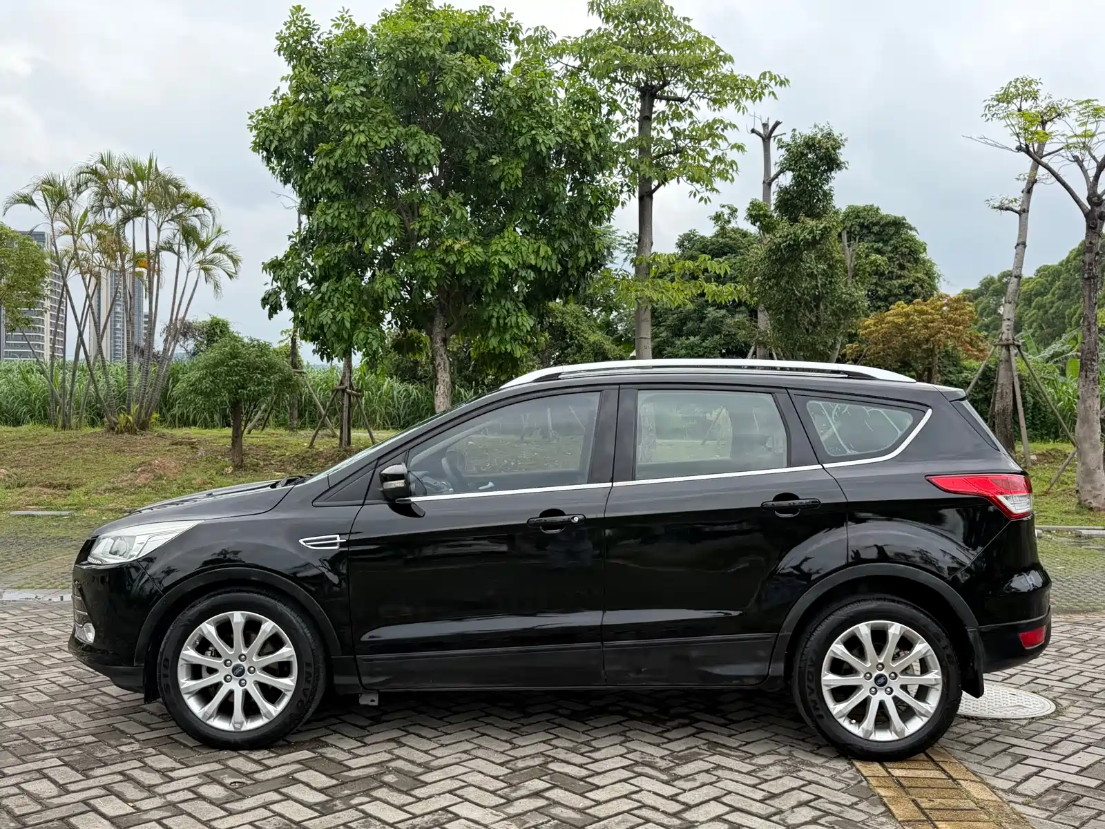 Фото 8 - Ford Kuga