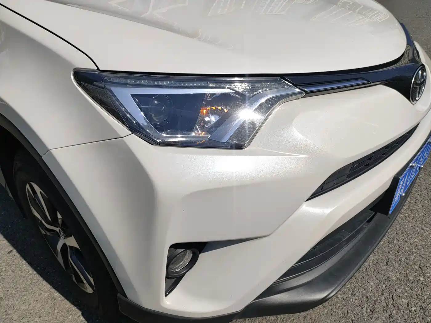 Фото 15 - Toyota RAV4