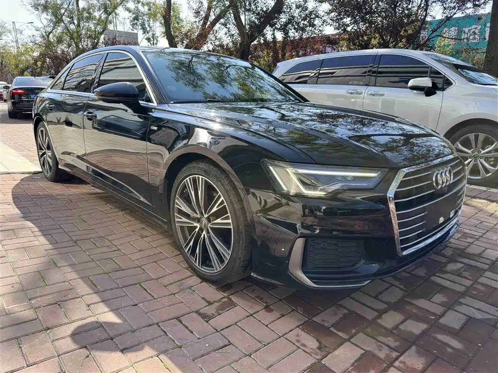 Audi A6L 2021 45 TFSI Exclusive Elegance фото 3