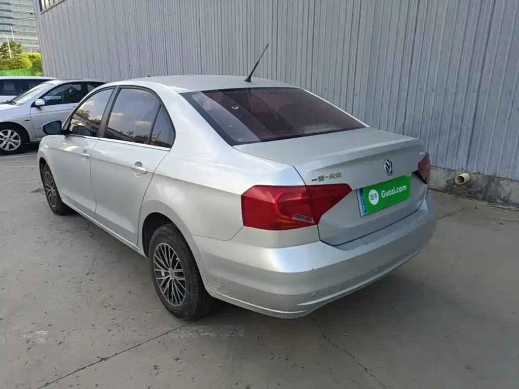 Volkswagen Jetta 2019 2017 1.4L Manual Fashion