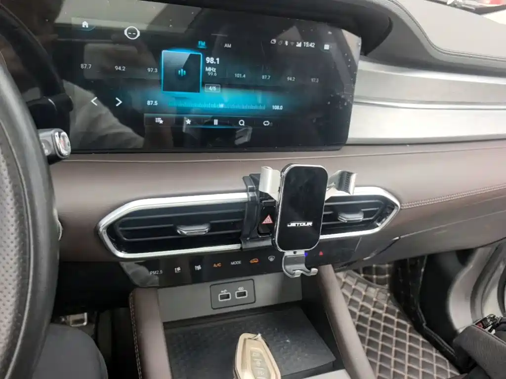 Jetour X90 PLUS 2021 2021 1.6TD DCT Villa 7-Seater