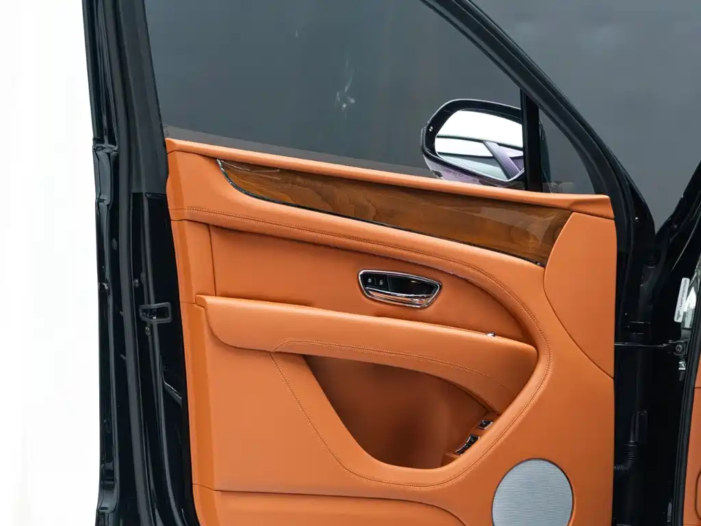 Bentley Bentayga 2025 2024 4.0T V8 Long Wheelbase