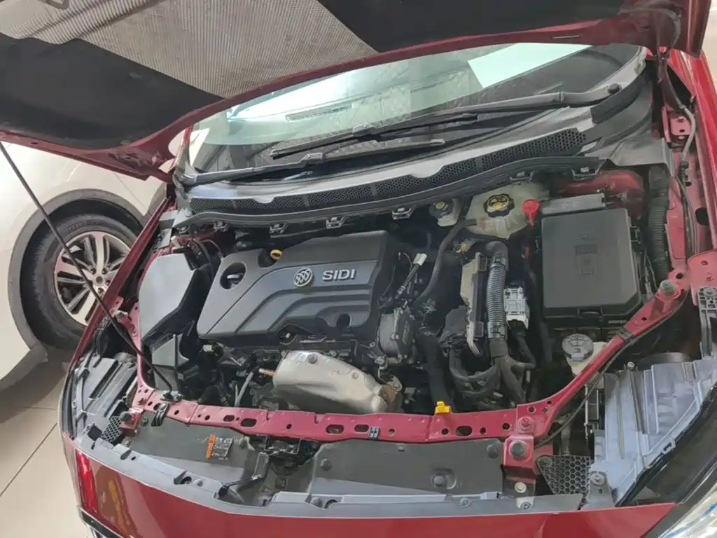 Фото 20 - Buick Verano