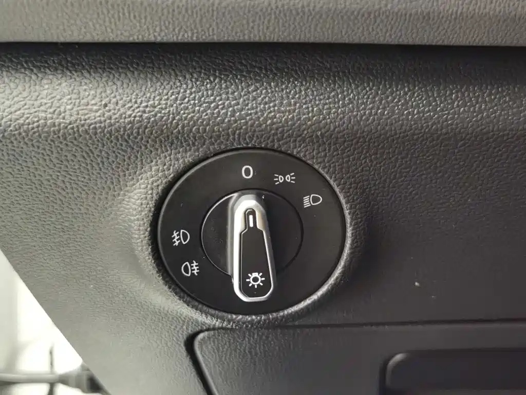 Volkswagen Sagitar, миниатюра 21