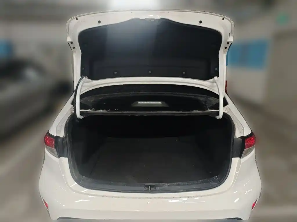 Toyota Levin 2024 2023 Smart Hybrid 1.8L Leading Edition
