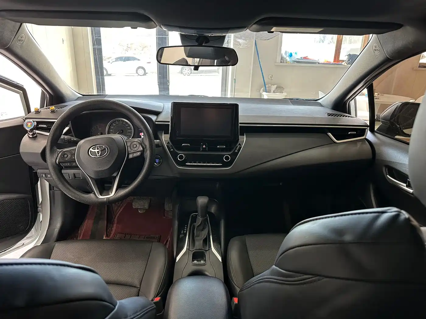 Toyota Levin 2022 185T CVT Luxury Edition фото 9