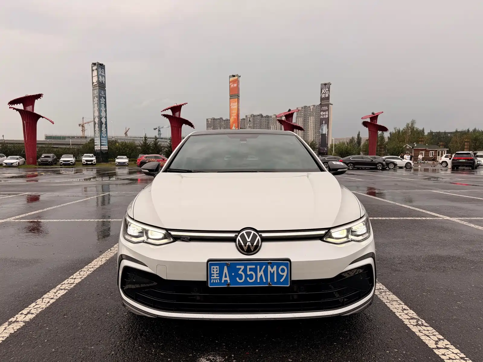 Фото 2 - Volkswagen Golf