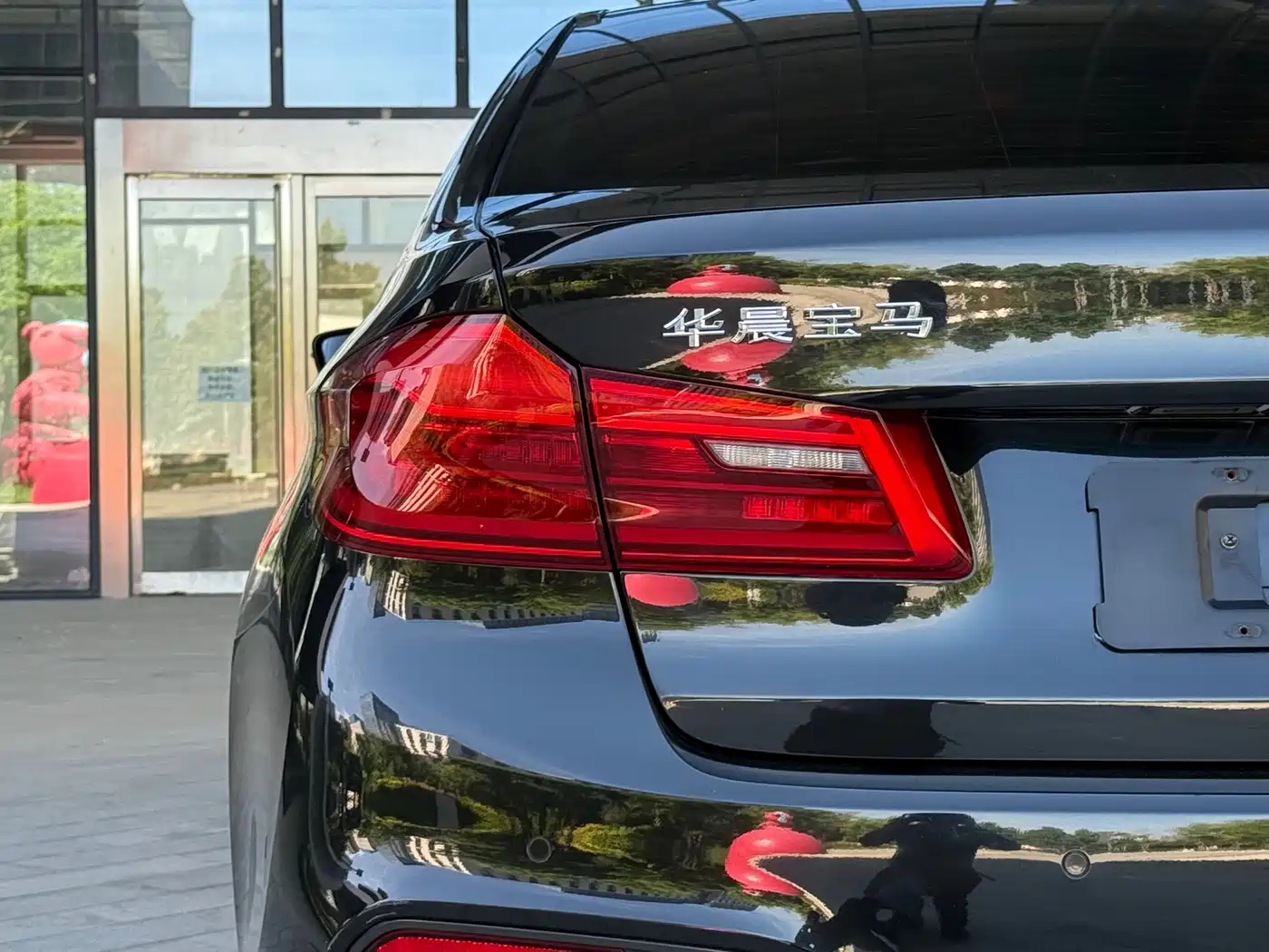 BMW 5 Series 2018 525Li M Sport Package фото 18