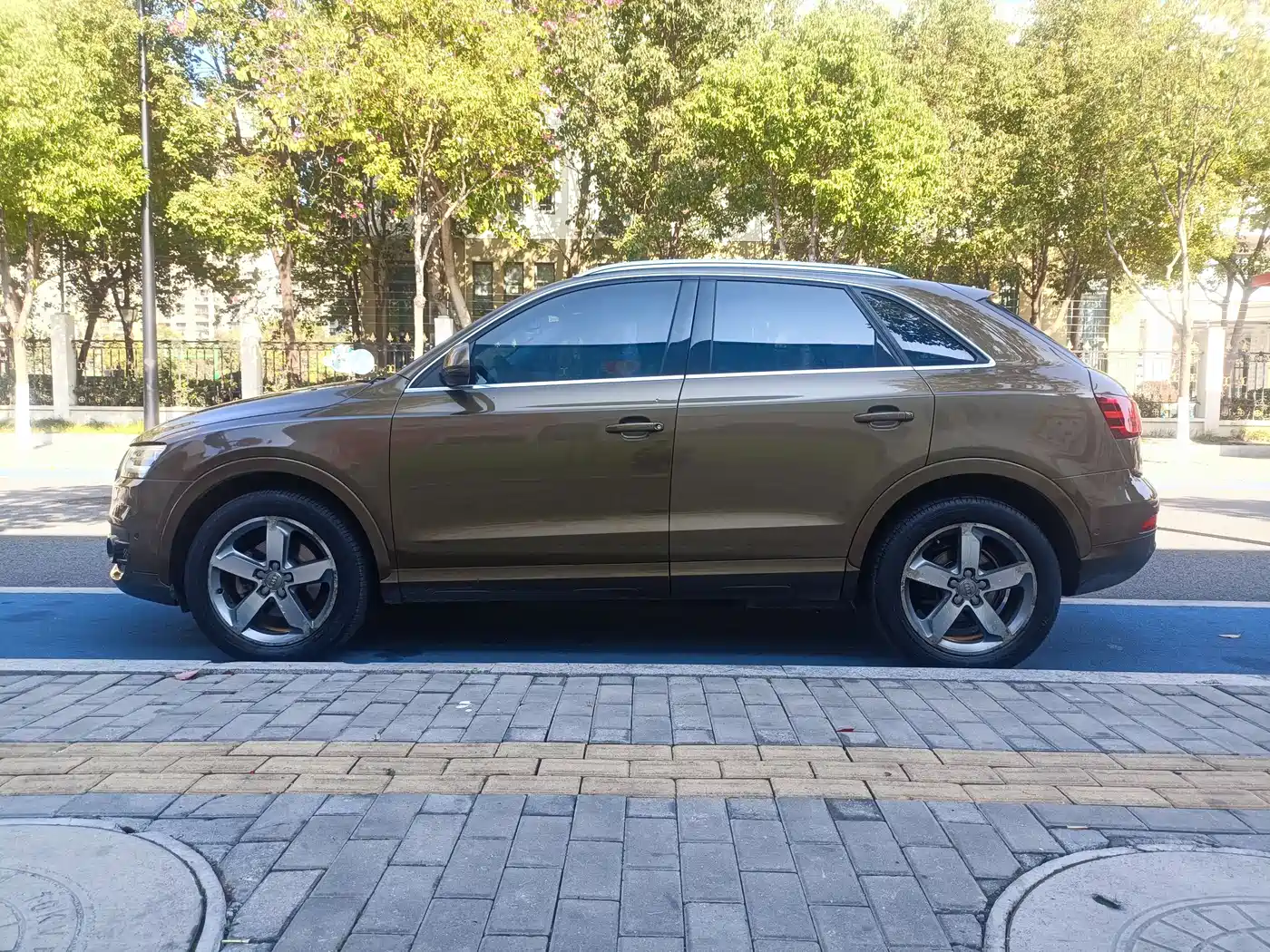 Audi Q3 2013 35 TFSI quattro Luxury фото 3