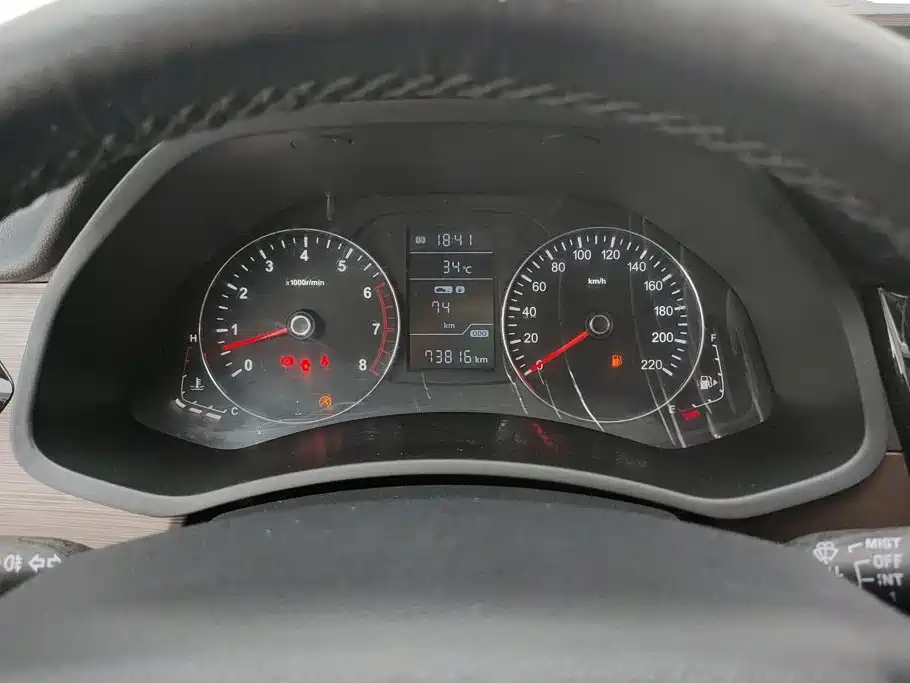 FAW Senya R7 2017 2016 1.6L Manual Luxury