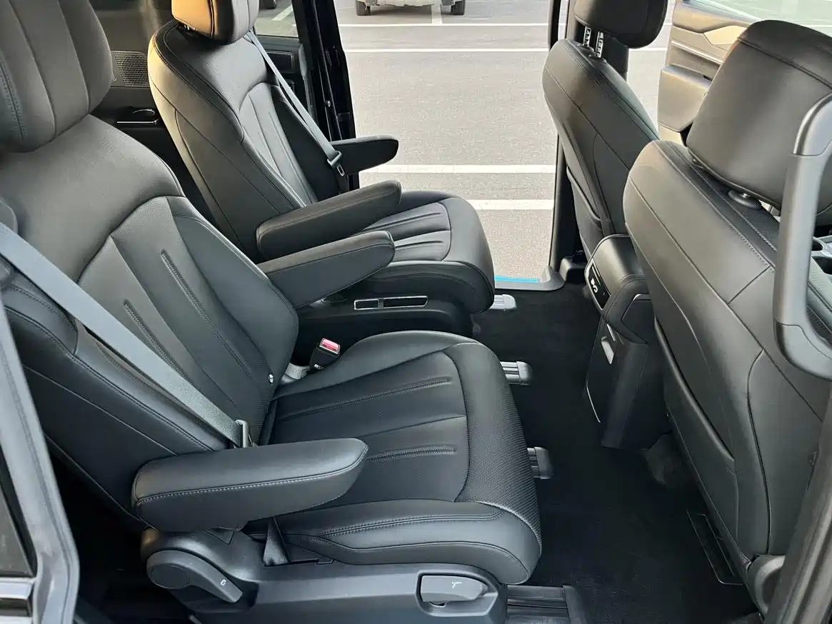 BYD M9, миниатюра 15