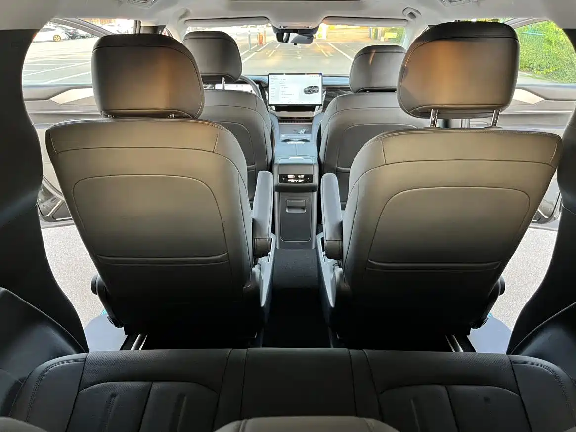 BYD M9, миниатюра 14