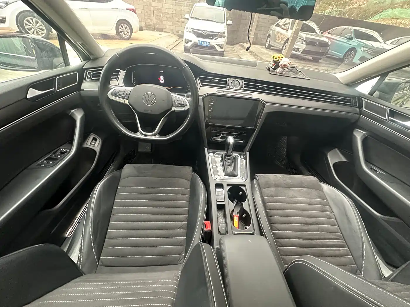 Volkswagen Magotan 2021 330TSI DSG 30th Anniversary Edition фото 8
