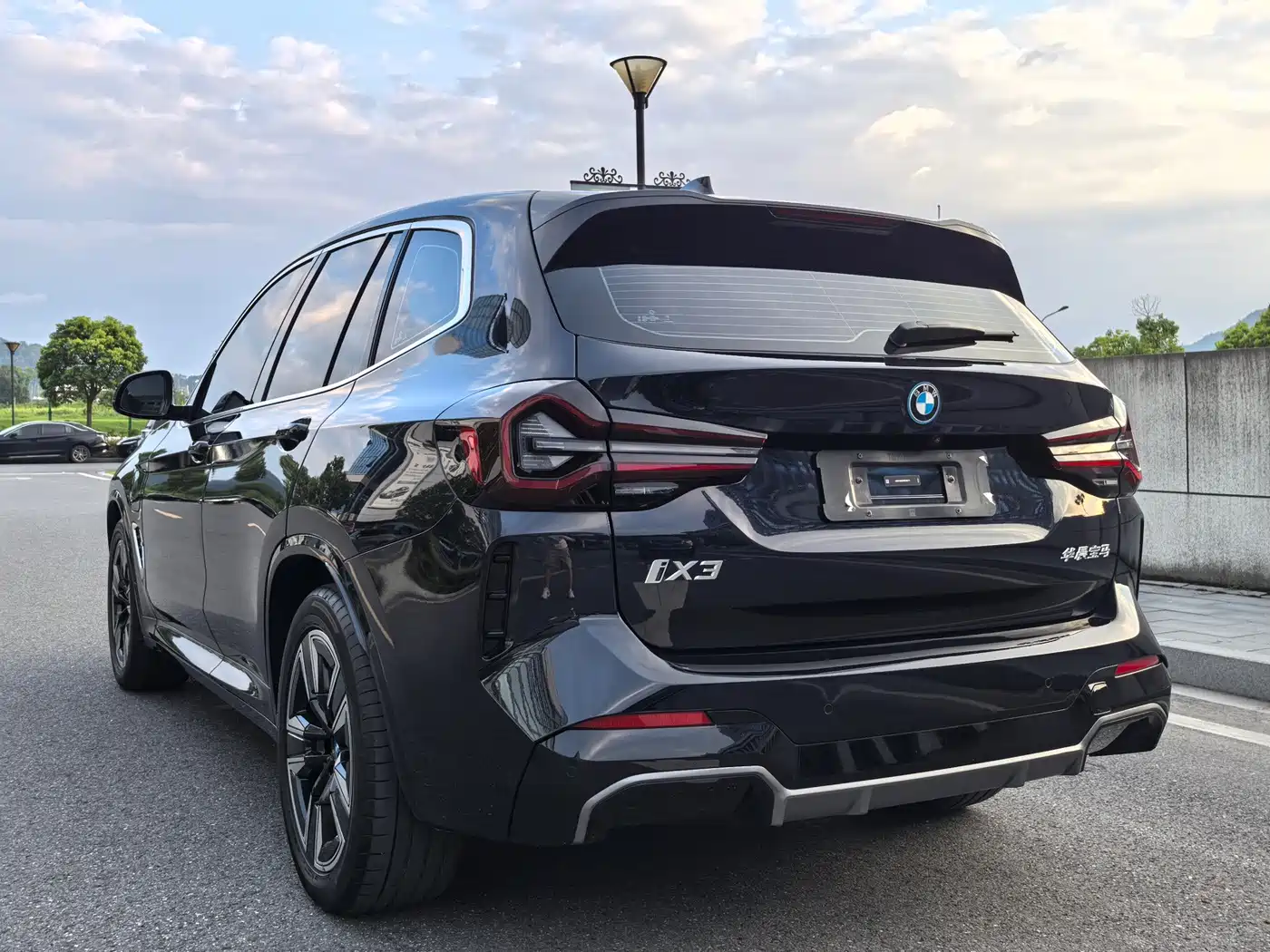 BMW iX3 2024 2024 Leading Edition