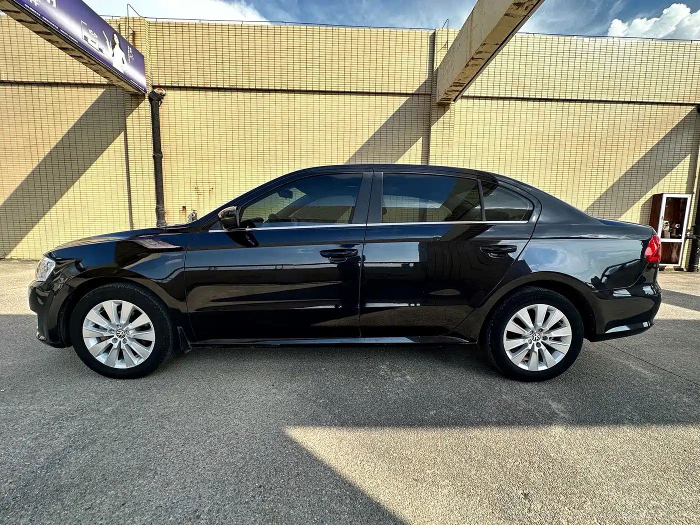 Фото 10 - Volkswagen Lavida
