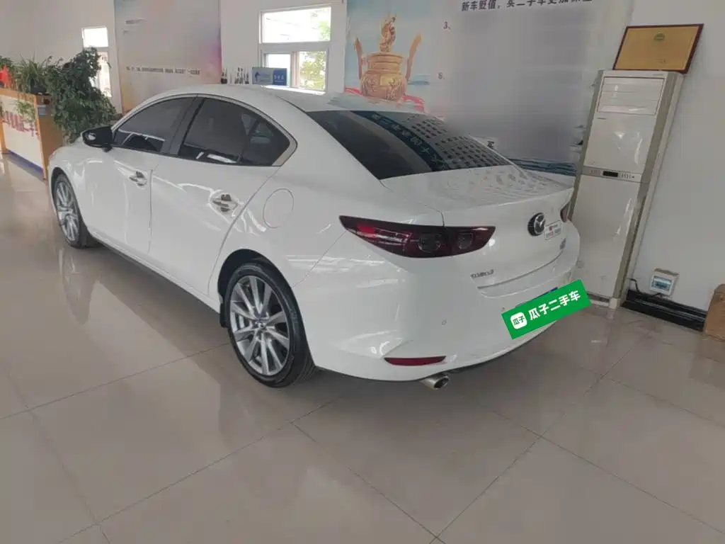 Mazda Mazda 3 2025 2023 2.0L Auto Zhixuan