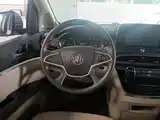 Фото 11 - Buick GL8