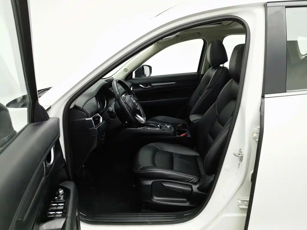 Фото 10 - Mazda CX-5