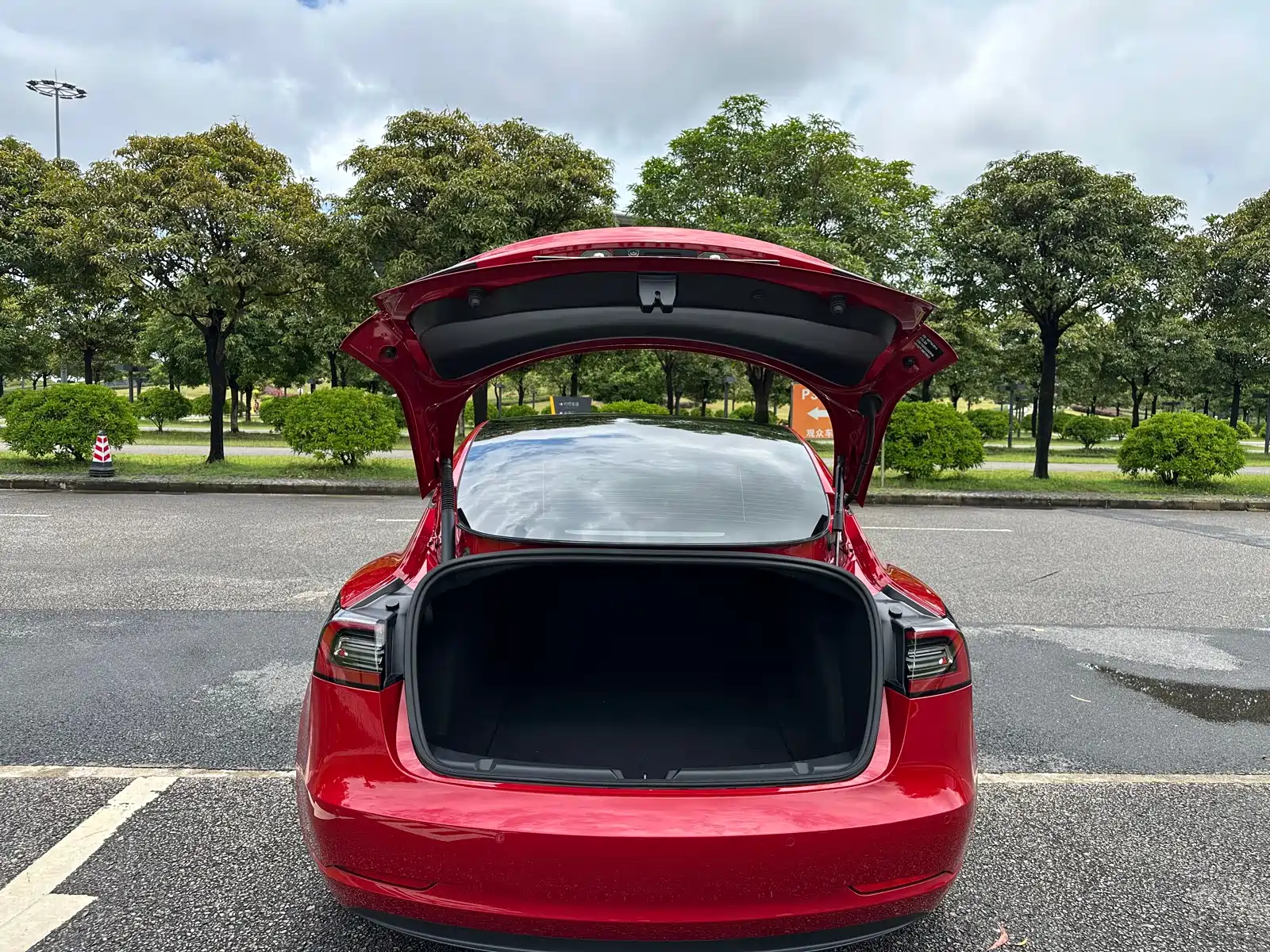Фото 17 - Tesla Model 3