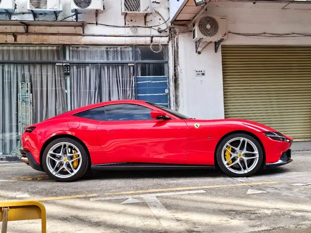 Ferrari Roma 2022 2020 3.9T V8