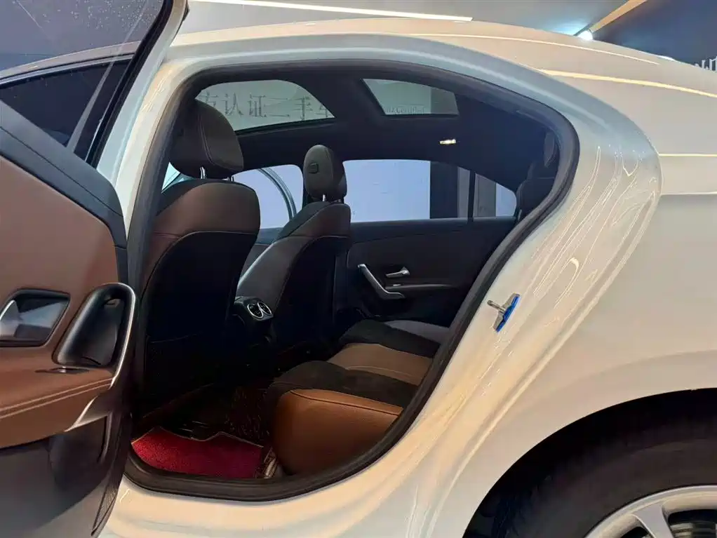 Mercedes-Benz A-Class, миниатюра 15