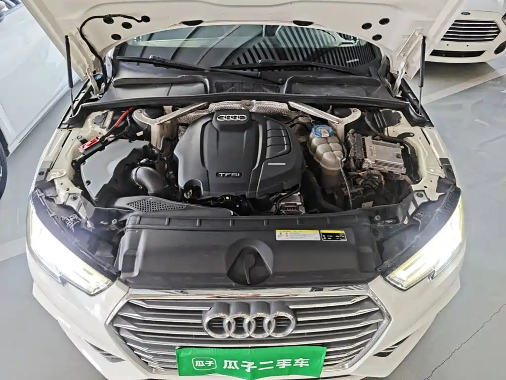 Photo 20 - Audi A4L