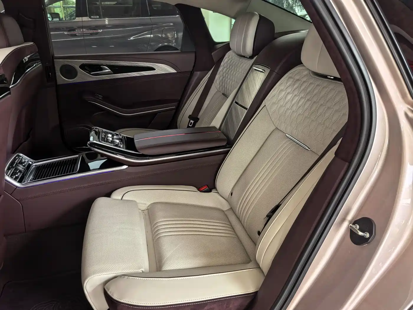 Hongqi H9 2020 3.0T Smart Connect Flagship 4-Seater фото 7