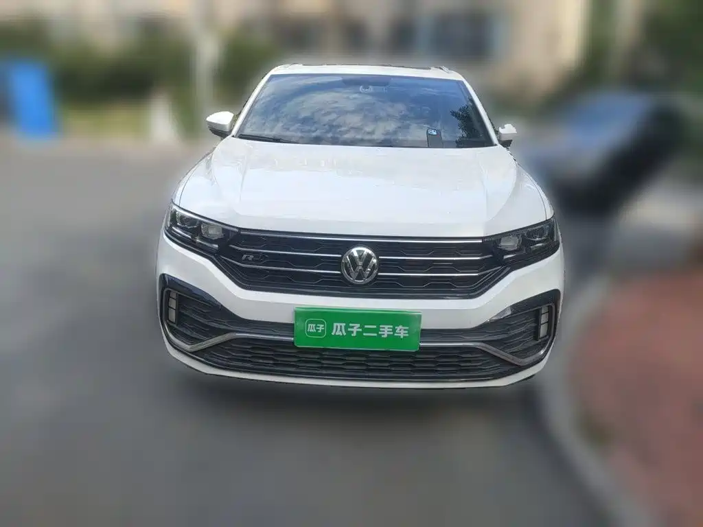 Photo 2 - Volkswagen T-ROC