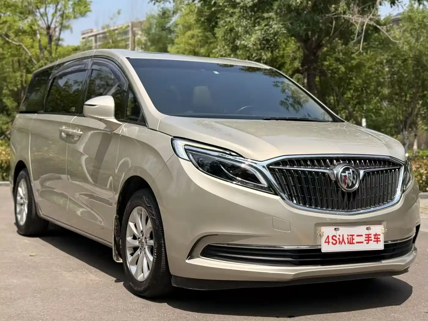 Buick GL8 2017 ES 28T Premium China V фото 4