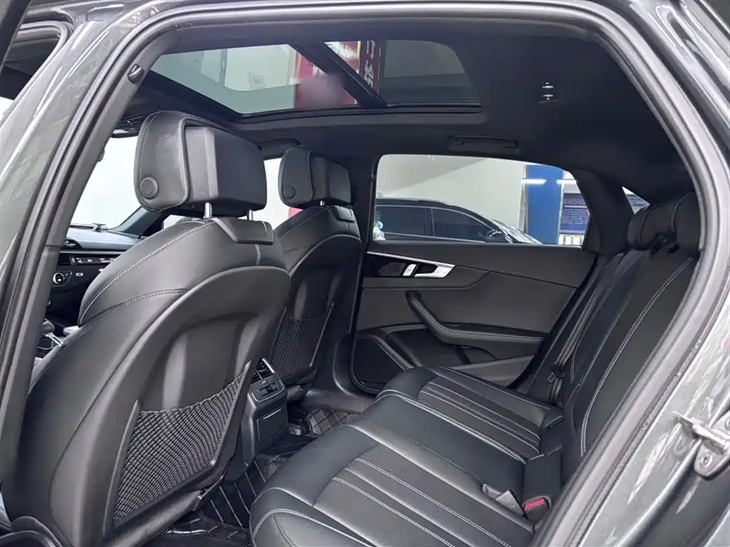 Audi A4L 2024 40 TFSI Luxury Dynamic фото 15