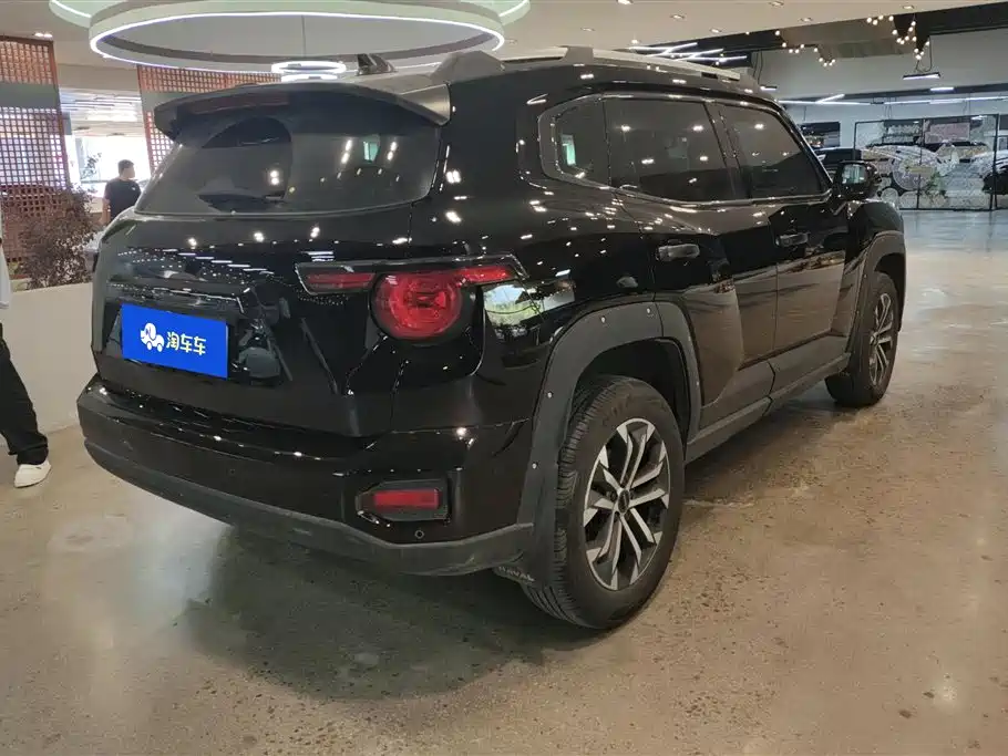 Haval Da Gou 2nd Gen 2023 2.0T AWD Wild Adventure Plus фото 3