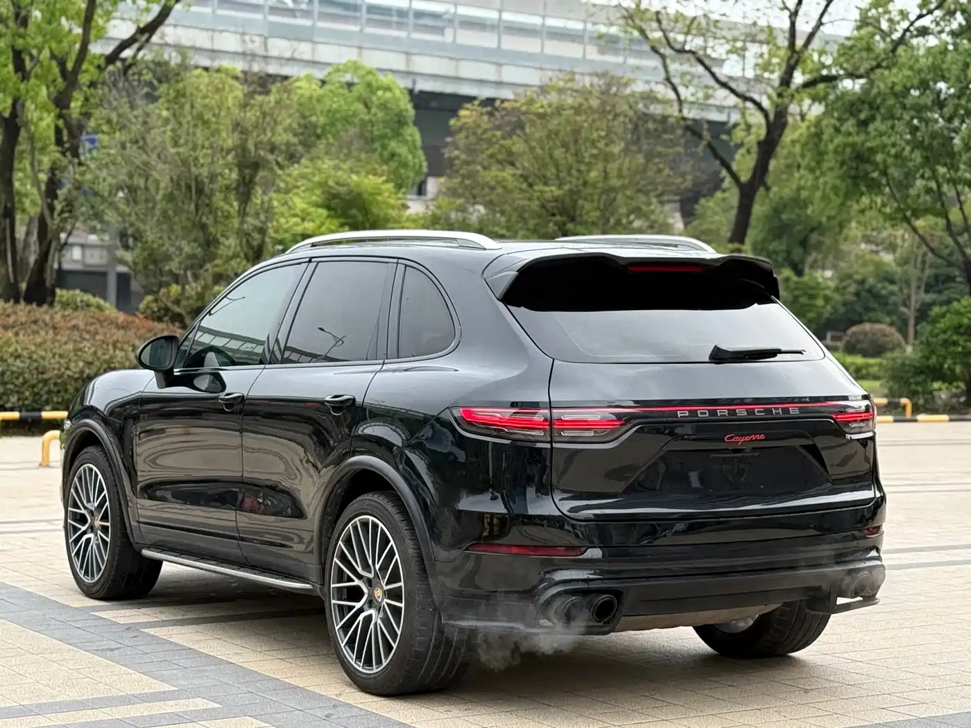 Porsche Cayenne 2014 Cayenne Platinum Edition 3.0T фото 4