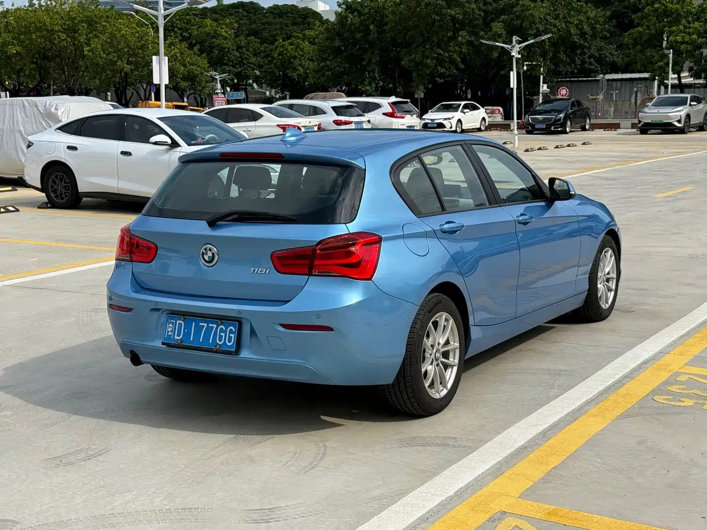 BMW 1 Series (Import) 2019 2018 118i Leading