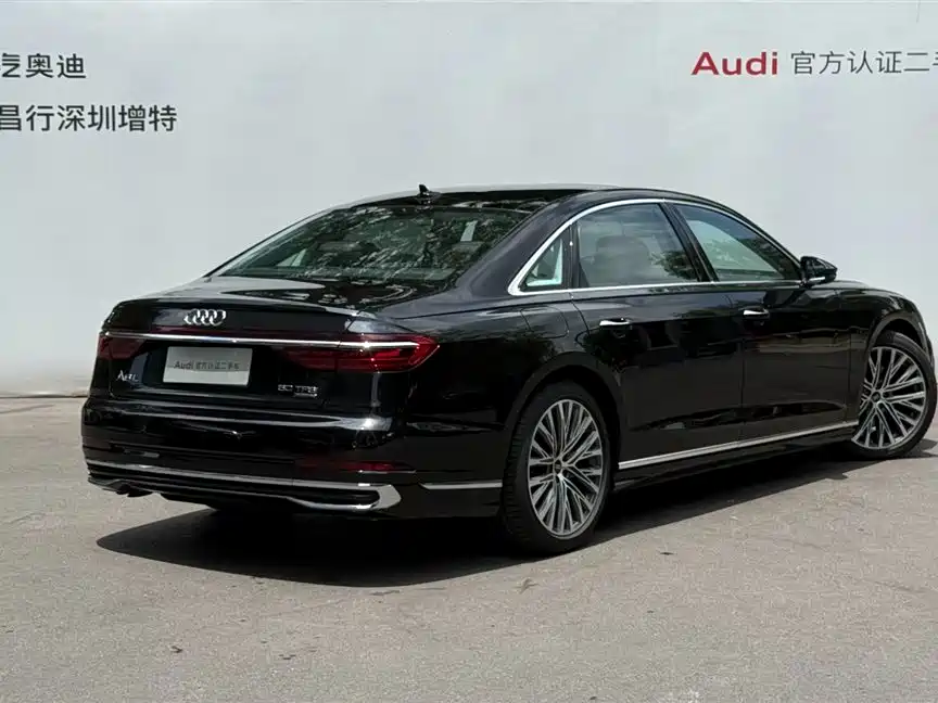 Audi A8 2025 A8L 50 TFSI quattro Exclusive Selection фото 5