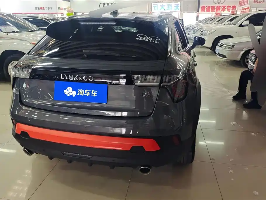 Lynk & Co 02 2019 1.5T DCT 2WD Shine Edition China VI фото 3