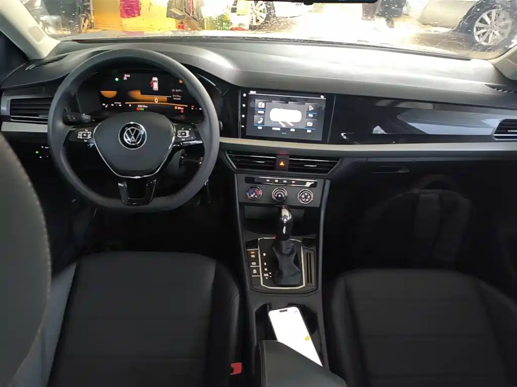 Volkswagen Lavida 2022 1.5L Auto Comfort Edition фото 10