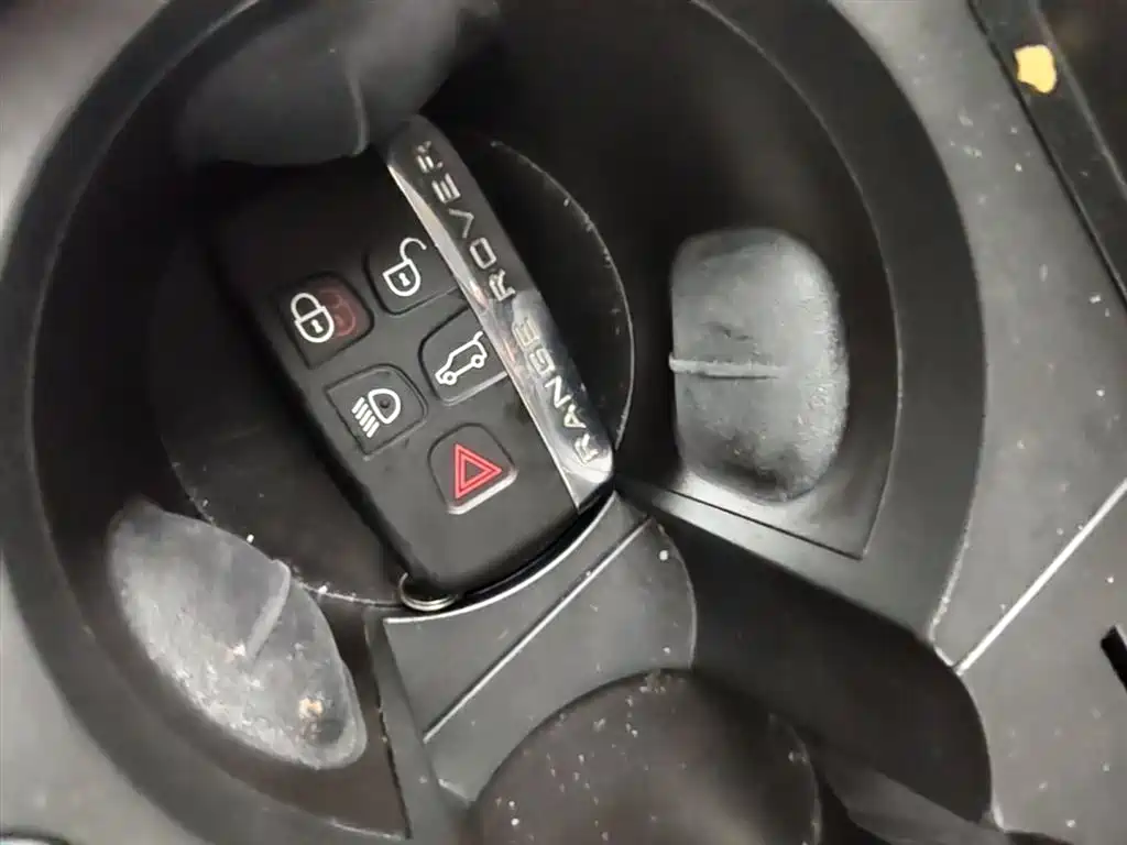 Land Rover Discovery Sport 2017 2.0T PURE фото 15