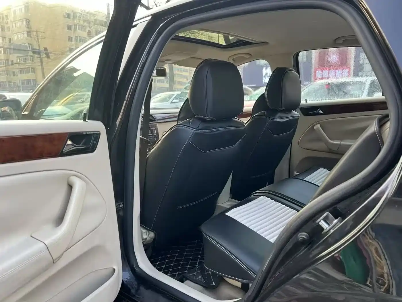 Volkswagen Bora 2008 Model 1.6L Automatic Luxury фото 9